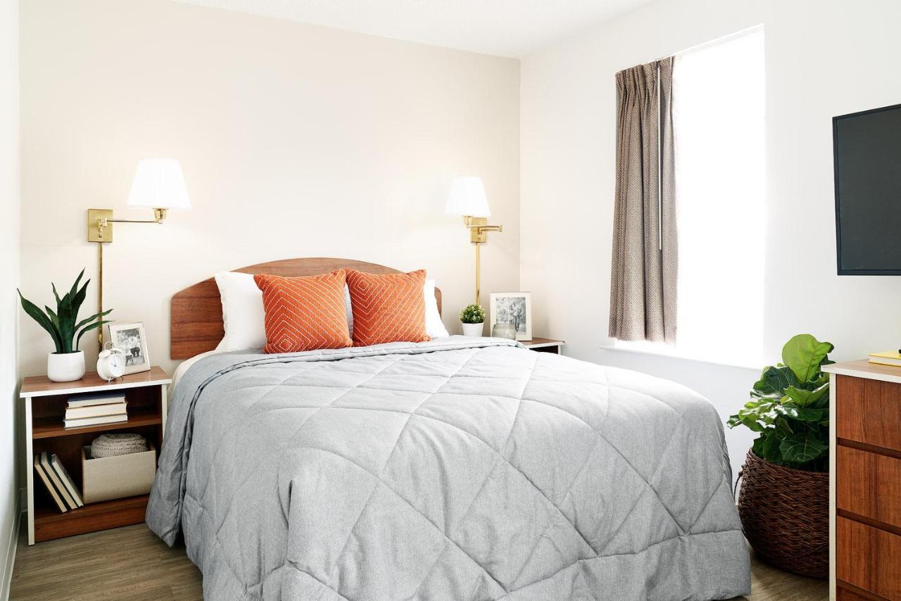 Intown Suites Extended Stay Greensboro Nc - Lanada Ngoại thất bức ảnh