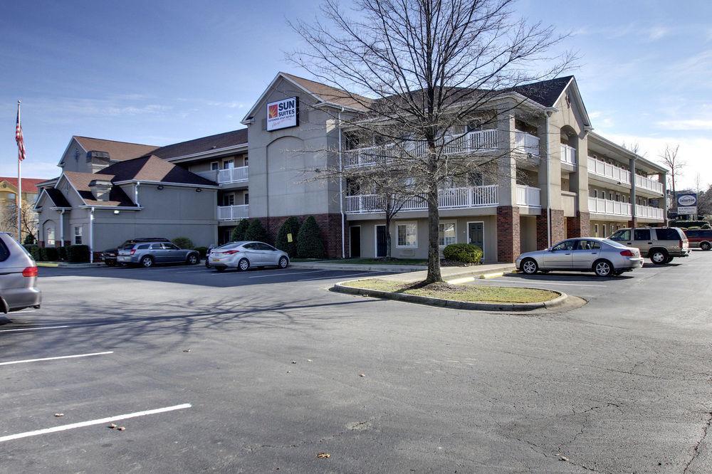 Intown Suites Extended Stay Greensboro Nc - Lanada Ngoại thất bức ảnh